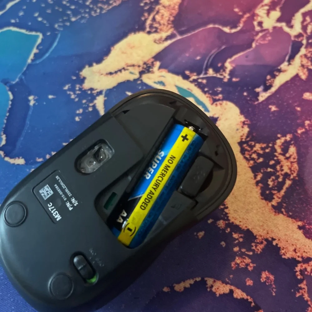 Logitech mouse - Picture 3 of 4